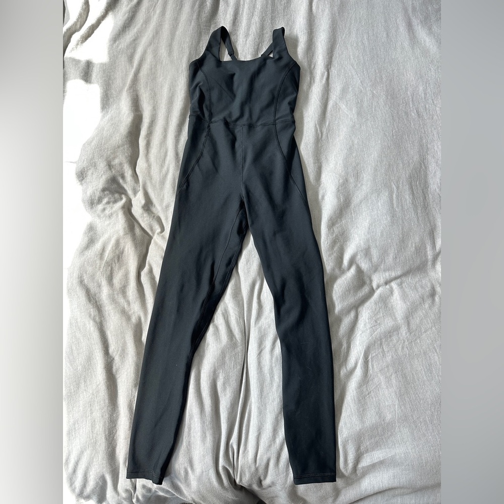 YPB Sculplux Athletic Onesie